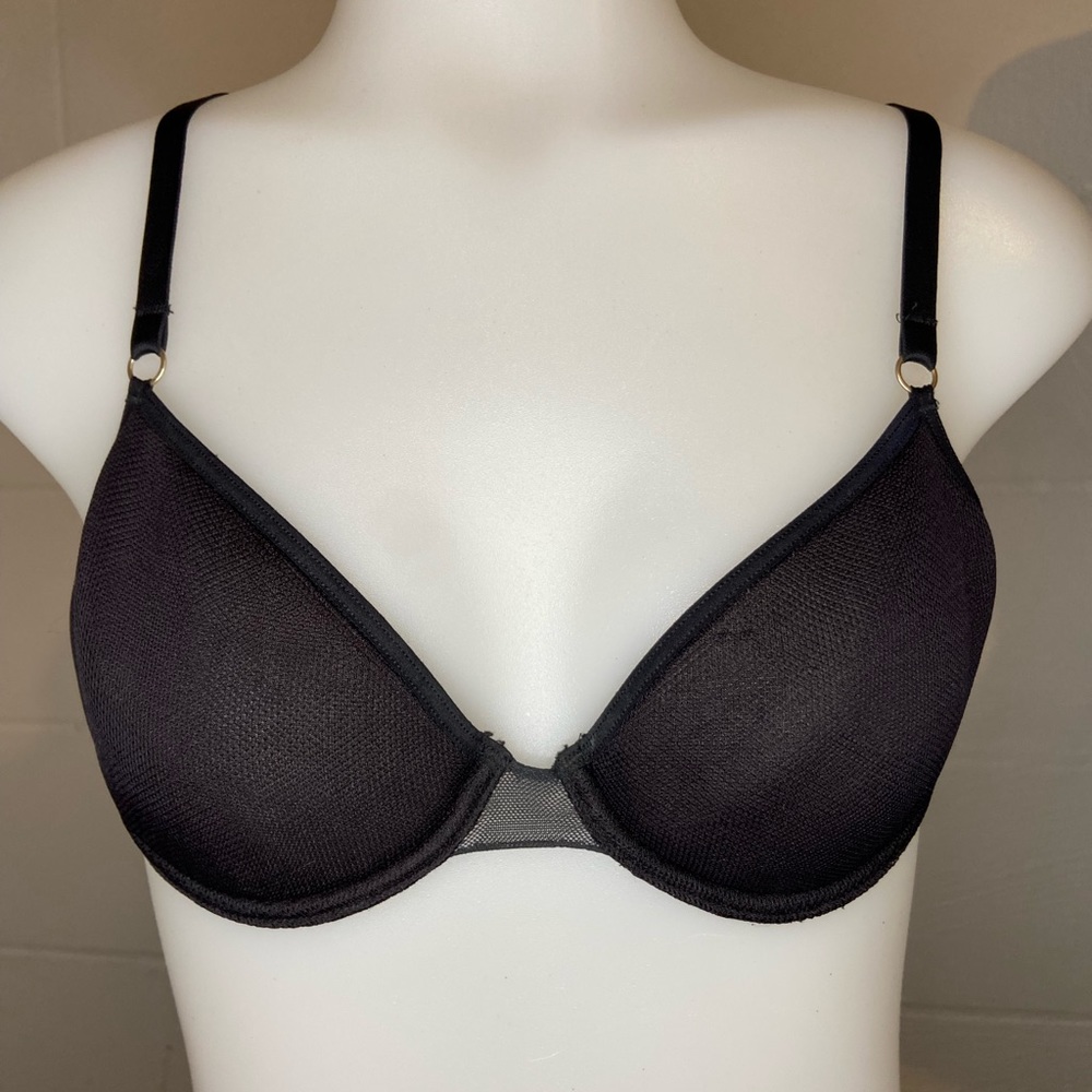 💜HANRO Black Smooth Illusion Underwire Bra Size 34A